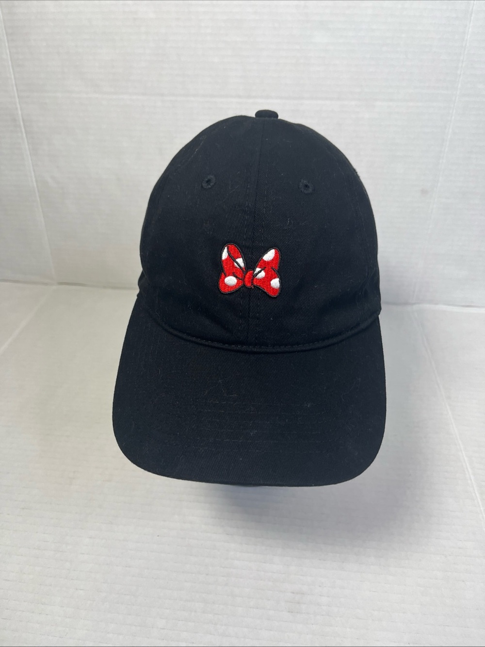Disney Minnie Mouse Ball cap black Hat Embroidered adjustable strap